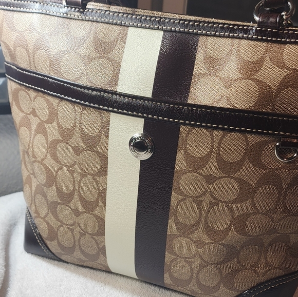 Coach Chelsea Heritage Stripe F14477 Signature Shoulder Handbag EUC - Picture 7 of 17